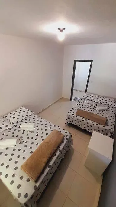 Casa Terrea No Centro Proximo A Praia! Balneário Camboriú