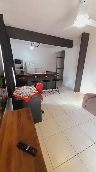 Casa Terrea No Centro Proximo A Praia! Balneário Camboriú Brazilië